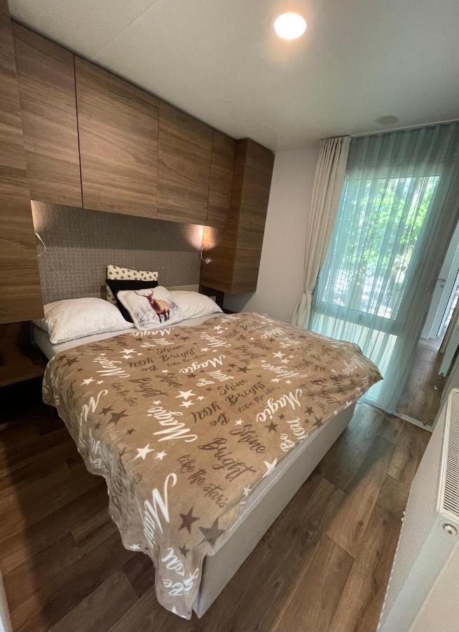 זוטנדאל Chalet Het Edelhert מראה חיצוני תמונה